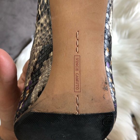 Vince Camuto leather heels snake like - Picture 17 of 17
